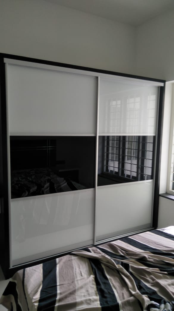 lowest-price-lacquer-glass-wardrobe-designs-in-gurgaon-gurugram-best-price-cheapest-price-glass-wardrobe-gurgaon-india